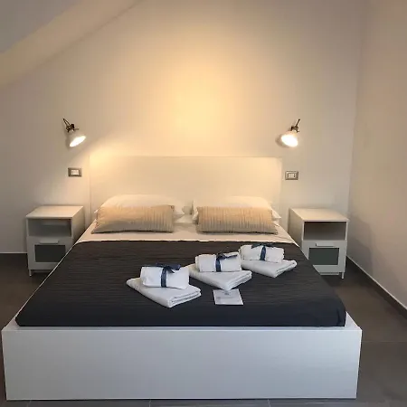 Corte Sveva Bed & Breakfast *